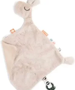 Done By Deer Lalee Sutteklut, Sand